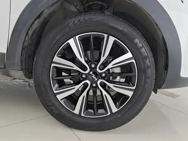 Kia KX1 2021