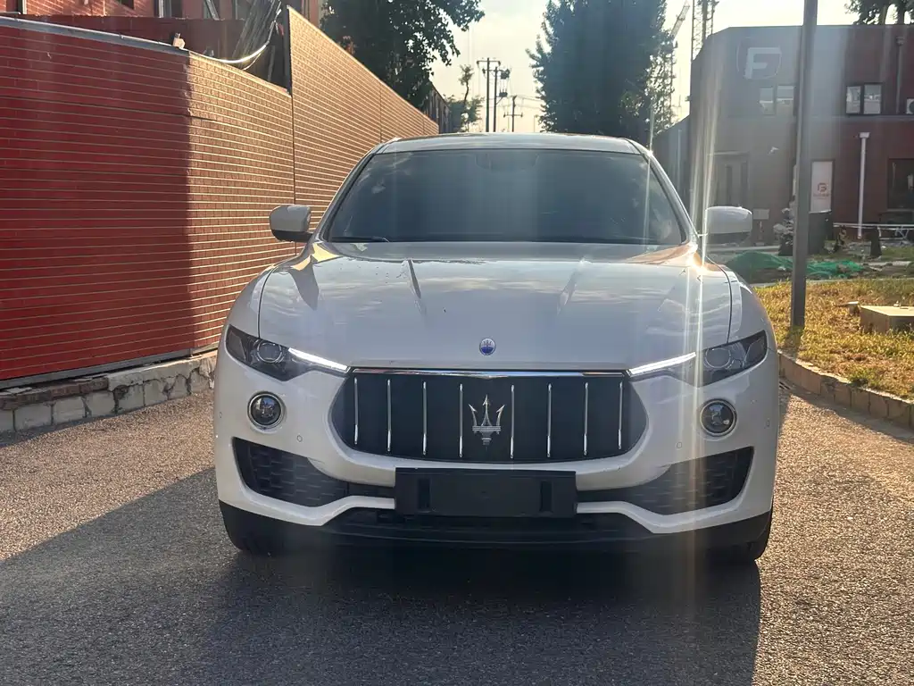 Maserati Levante 2018 — фото 2