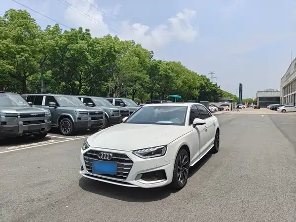 Audi A4L 2022