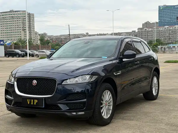 Jaguar F-PACE 2018