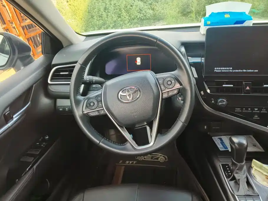 Toyota Camry 2024 — фото 15
