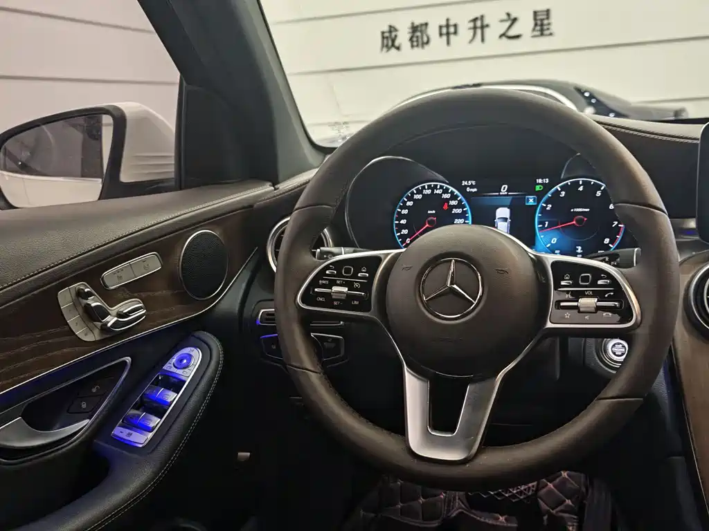 Mercedes-Benz GLC 2023 — фото 10