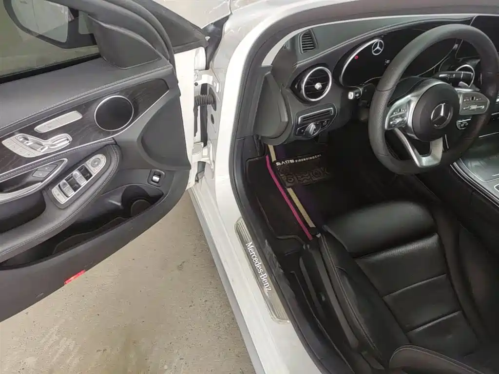 Mercedes-Benz C-Class 2020 — фото 16