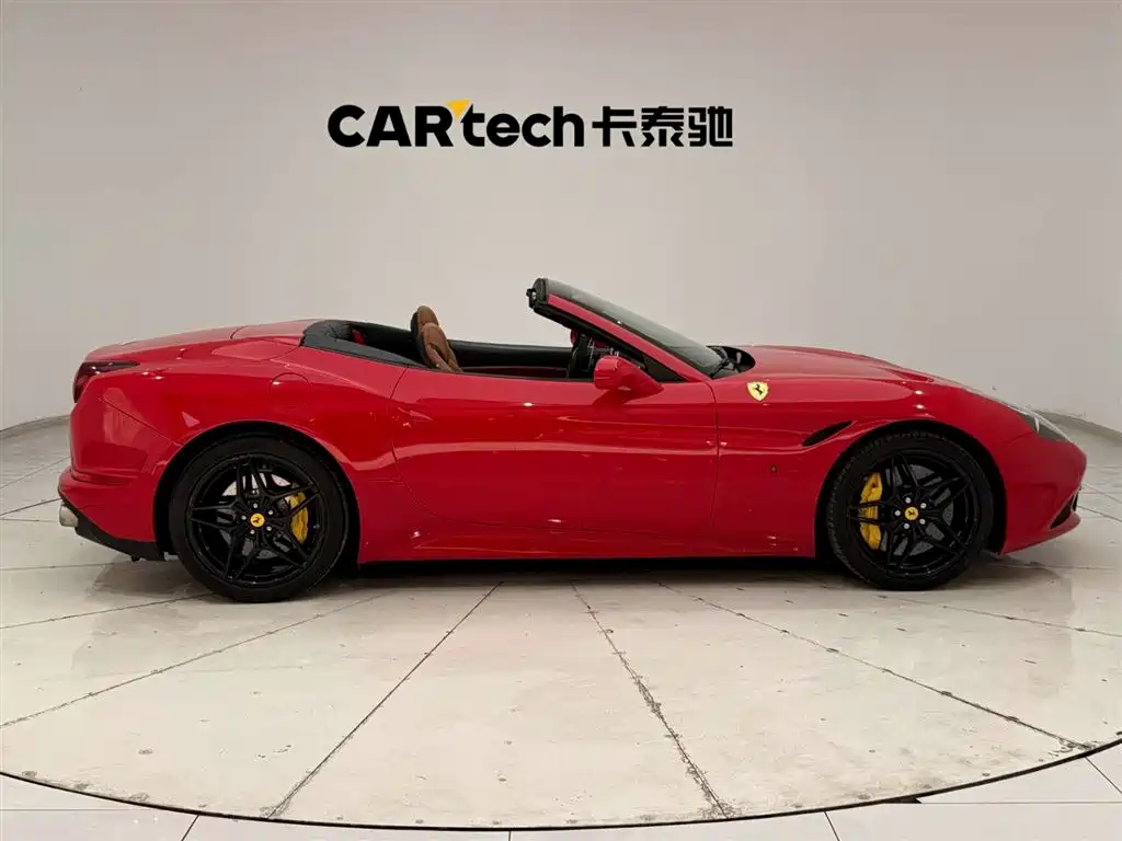 Ferrari California T 2015 — фото 12