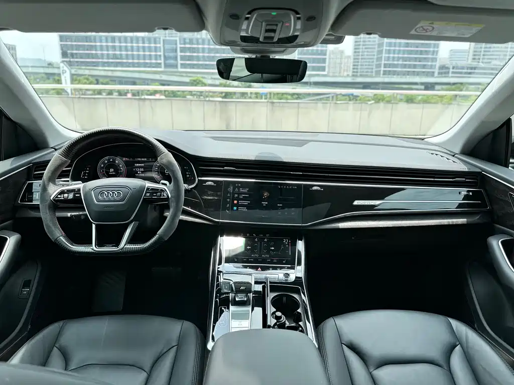 Audi Q8 2021 — фото 11