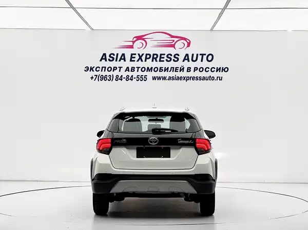 Toyota Yaris L 2022