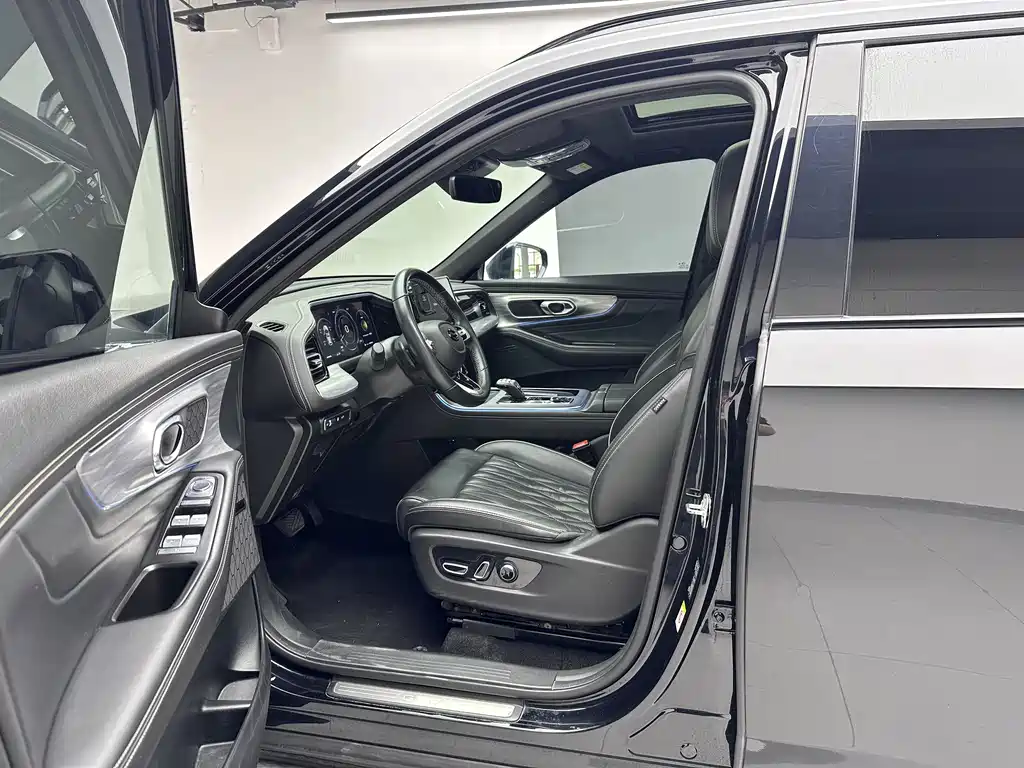 GAC Motor Trumpchi GS8 2023 — фото 9