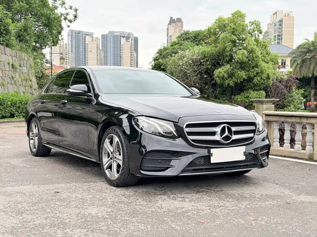 Mercedes-Benz E-Class 2019 — фото 3