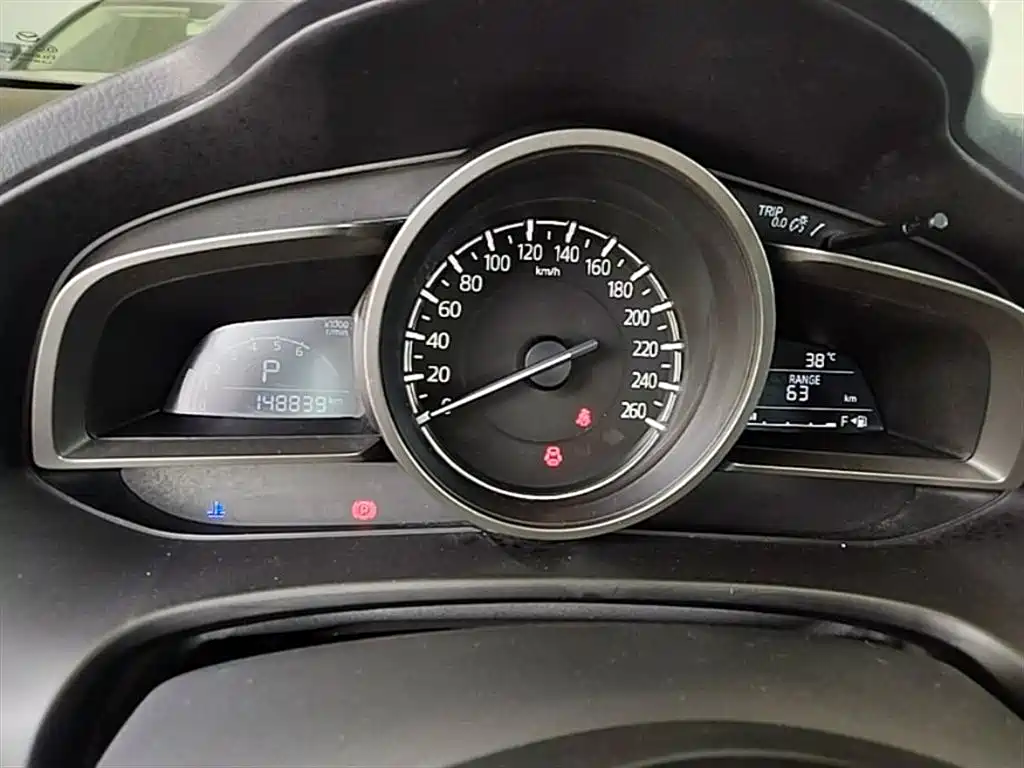 Mazda 3 Axela 2019 — фото 12