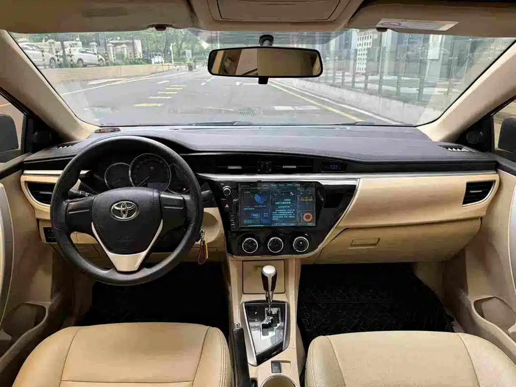 Toyota Corolla 2015