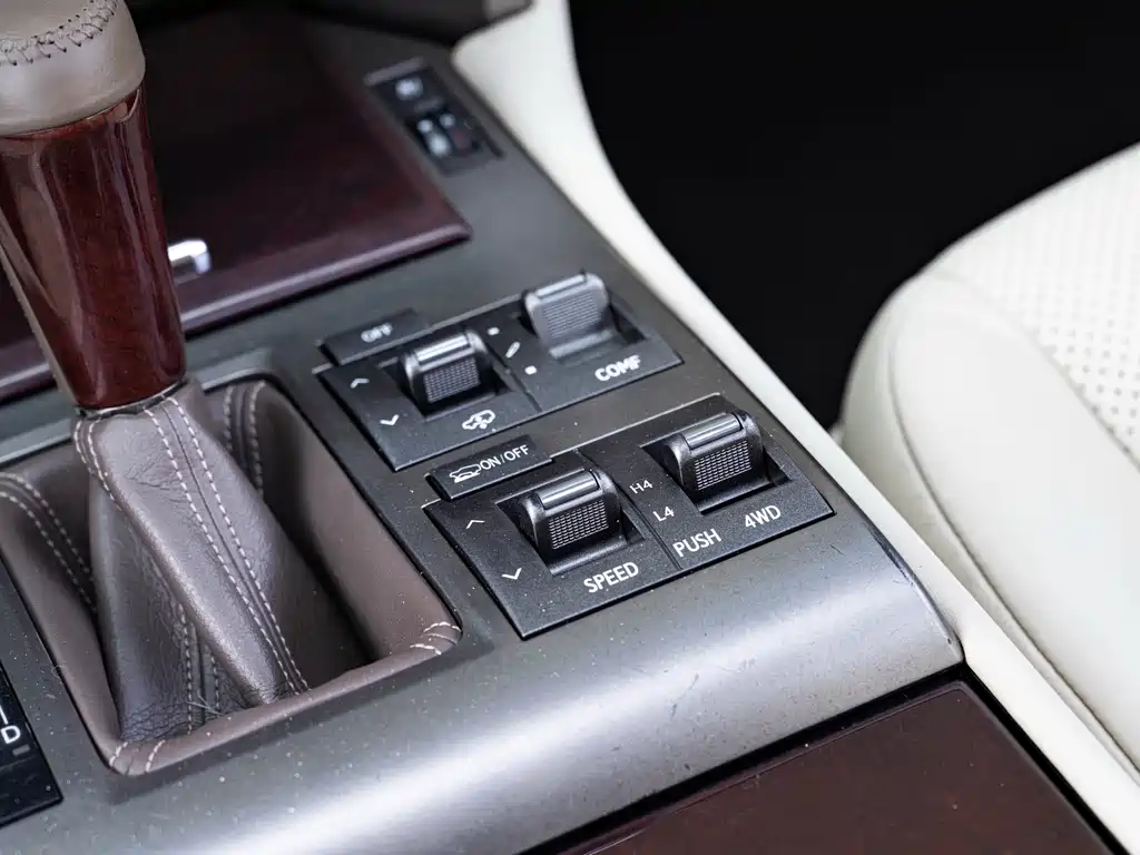 Lexus GX 2013 — фото 17