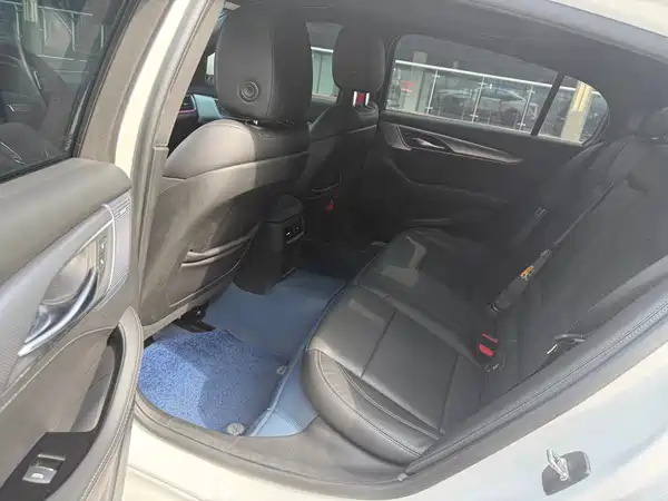 Cadillac CT5 2023