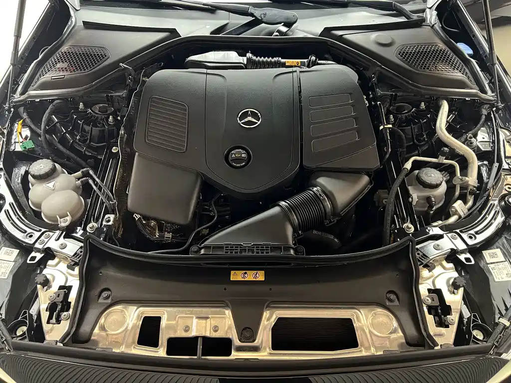 Mercedes-Benz E-Class New Energy 2025 — фото 21