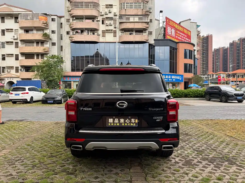 GAC Trumpchi GS8 2018 — фото 5