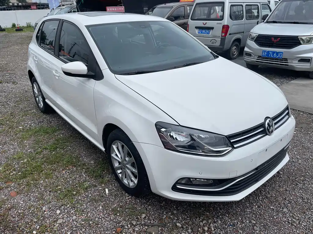 Volkswagen Polo 2016