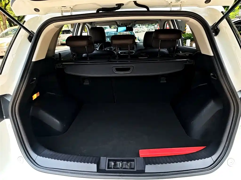 GAC Motor Trumpchi GS4 2019 — фото 19
