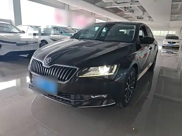 Skoda Superb 2016
