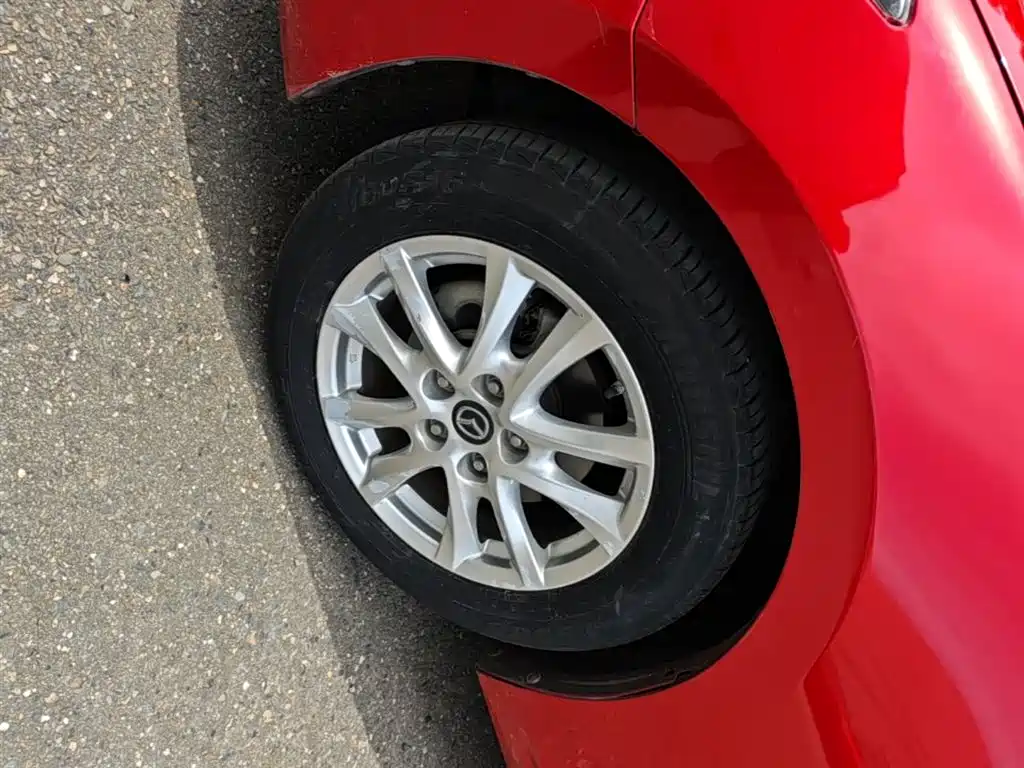 Mazda 3 Axela 2019 — фото 23