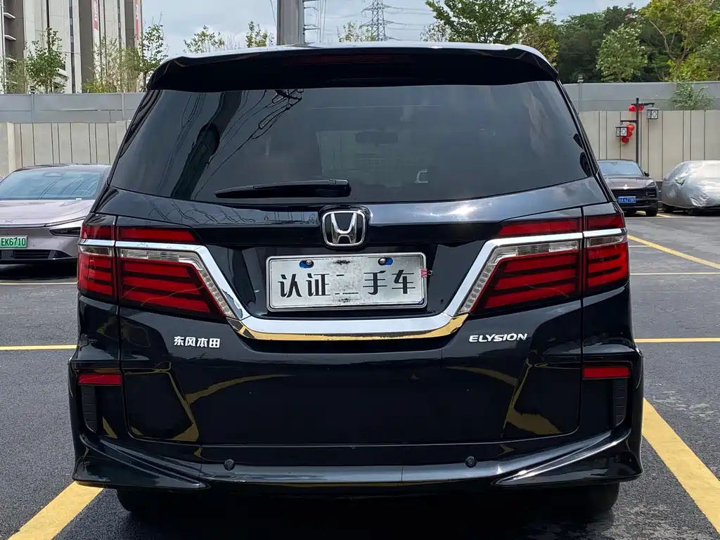Honda Elysion 2018 — фото 6