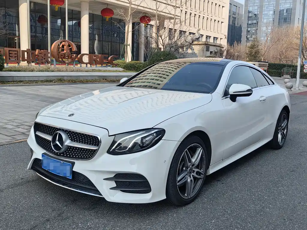 Mercedes-Benz E-Class 2019 — фото 1