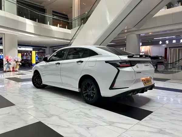 Dongfeng Yixuan 2023