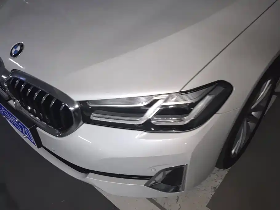 BMW 5 Series 2021