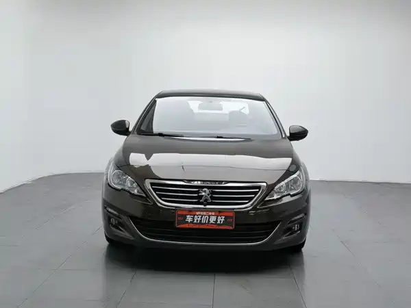 Peugeot 408 2015