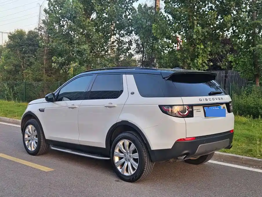 Land Rover Discovery Sport 2017 — фото 4