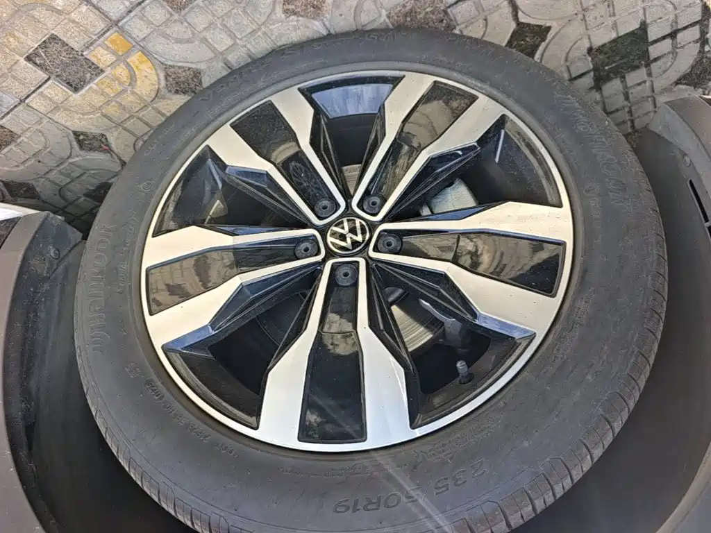 Volkswagen Tiguan L 2025 — фото 23