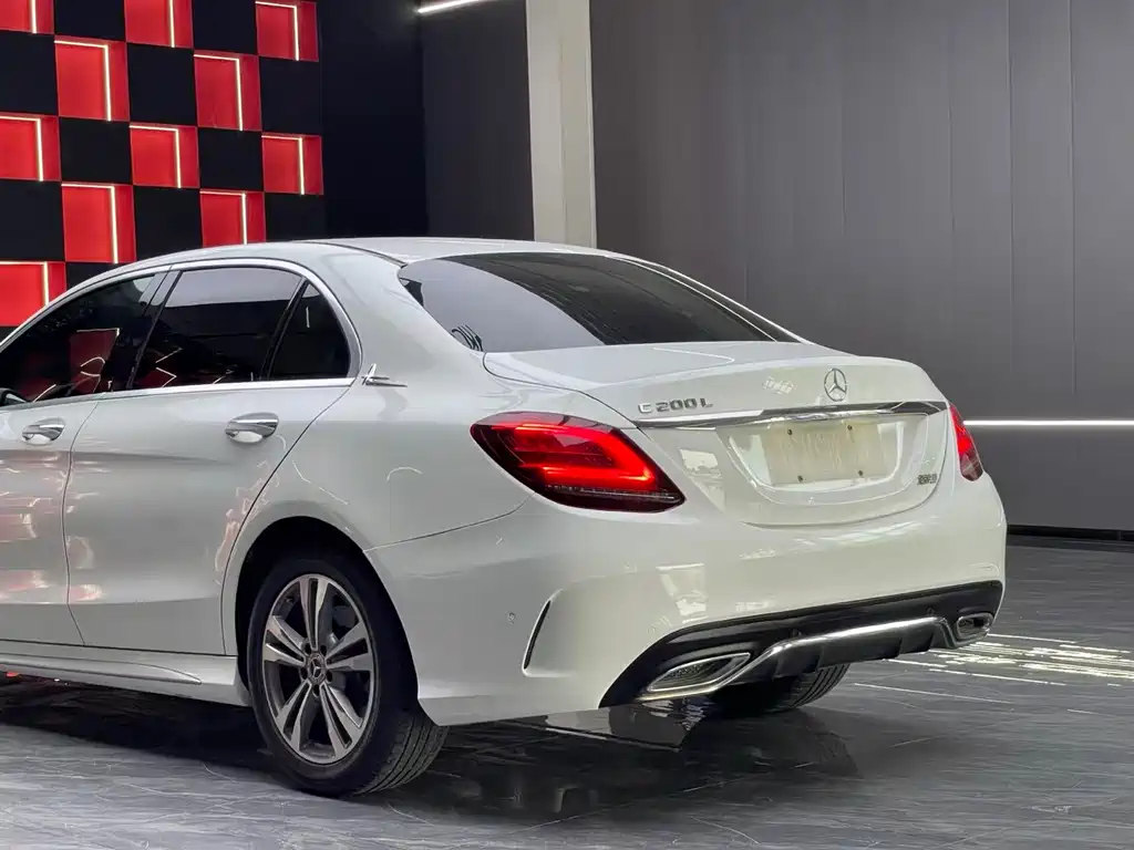 Mercedes-Benz C-Class 2020