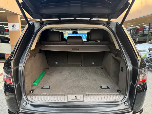 Land Rover Range Rover Sport 2021