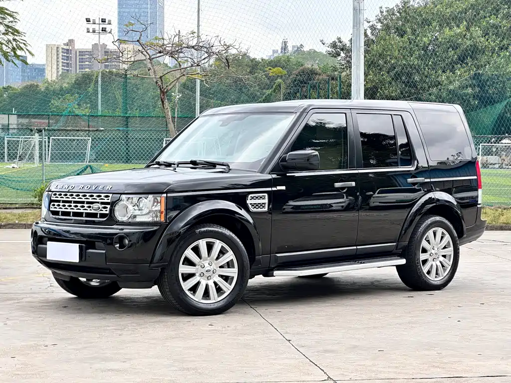 Land Rover Discovery 2012 — фото 1