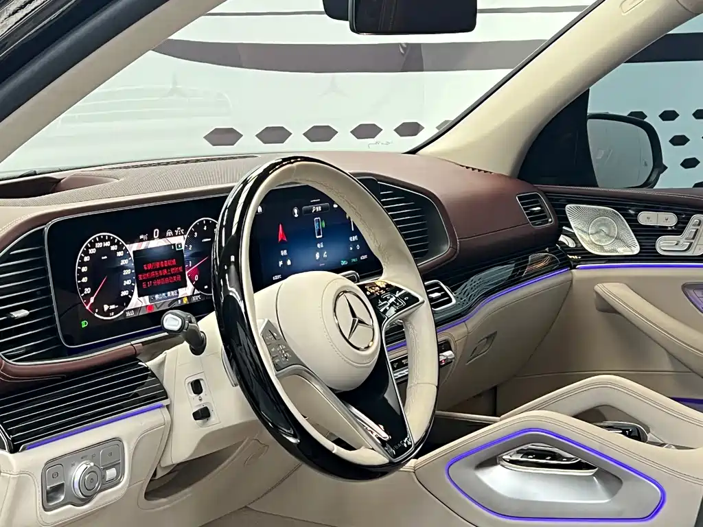 Mercedes-Benz Maybach GLS 2025 — фото 6