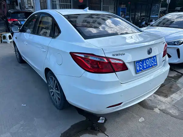 Changan Eado 2015