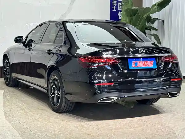 Mercedes-Benz E-Class 2023