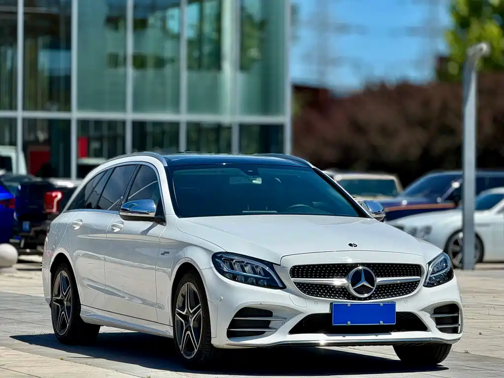 Mercedes-Benz C-Class 2019 — фото 3