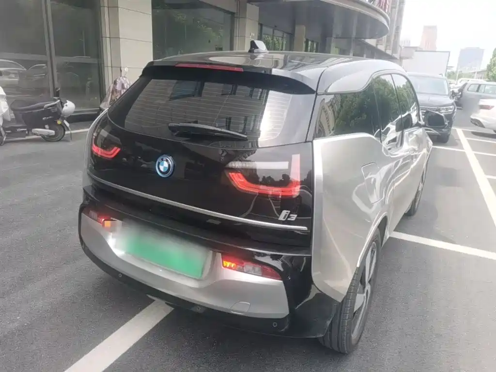 BMW i3 2019 — фото 7
