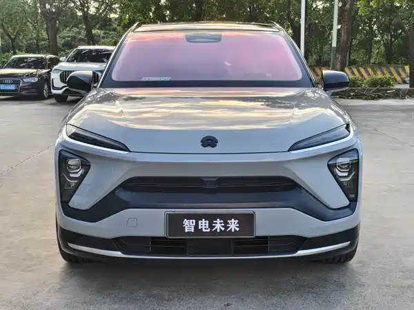 NIO ES6 2020