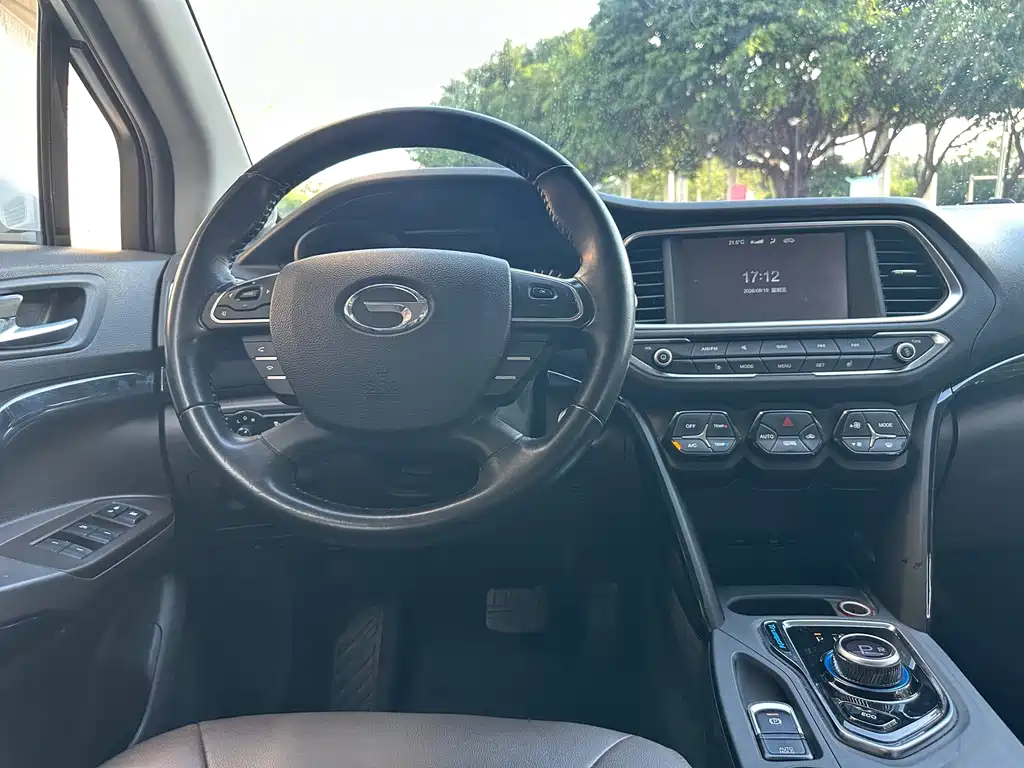 GAC Trumpchi GS4 New Energy 2018 — фото 25
