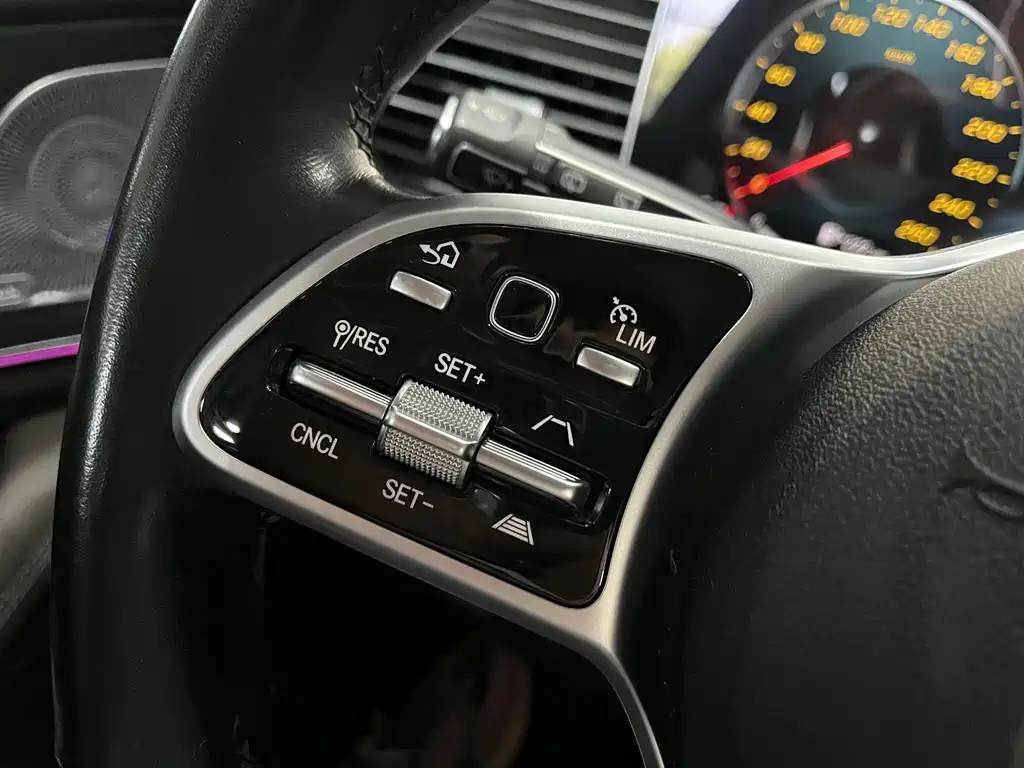 Mercedes-Benz GLE 2021 — фото 19