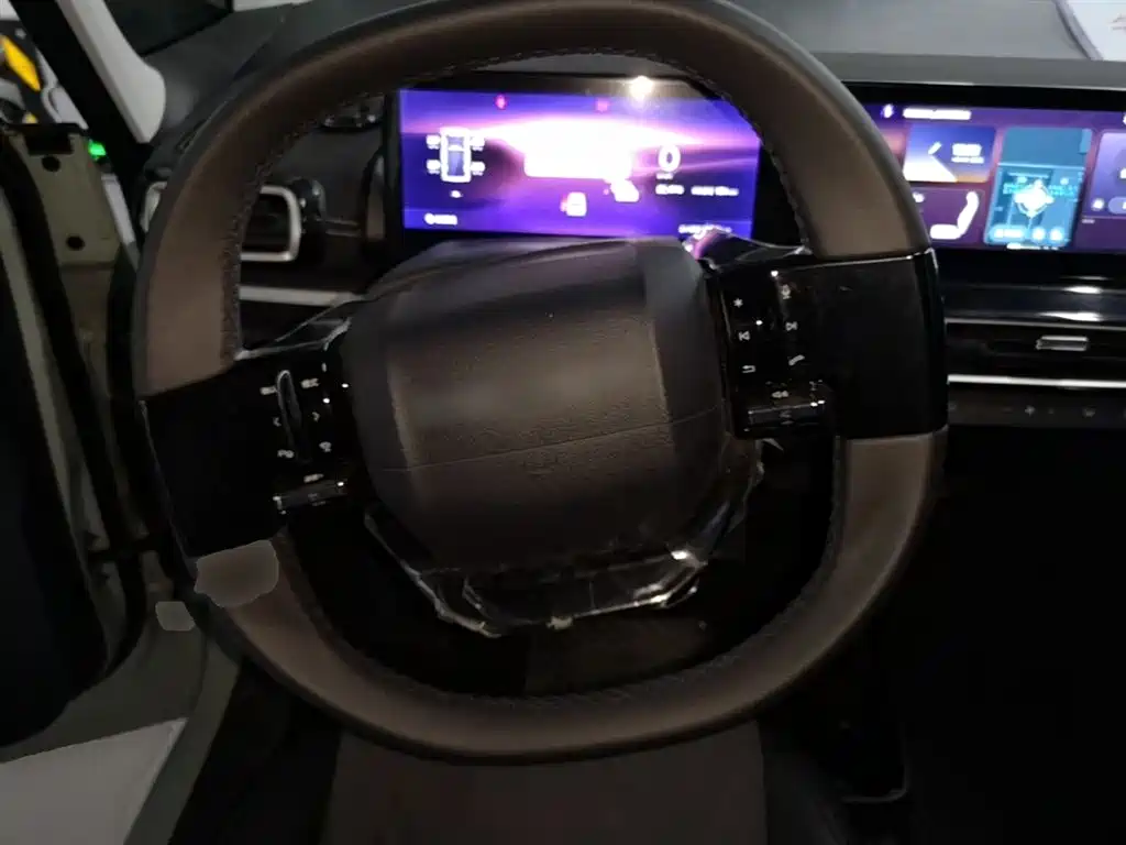 Baojun KiWi EV 2024 — фото 11