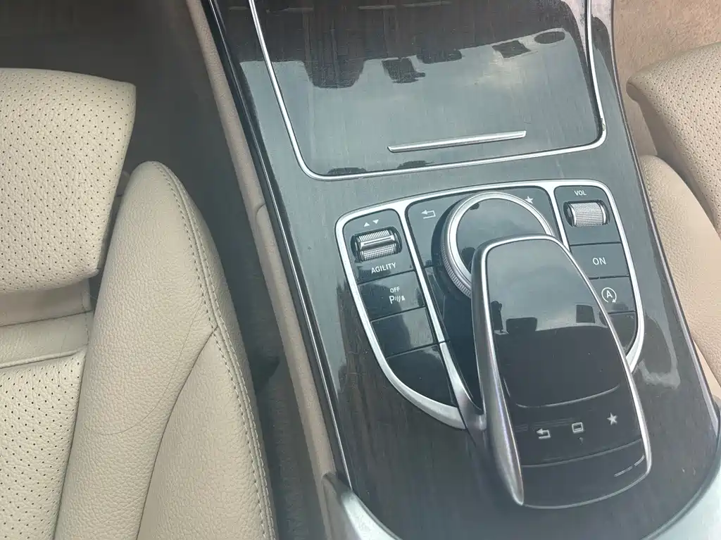 Mercedes-Benz C-Class 2015 — фото 9
