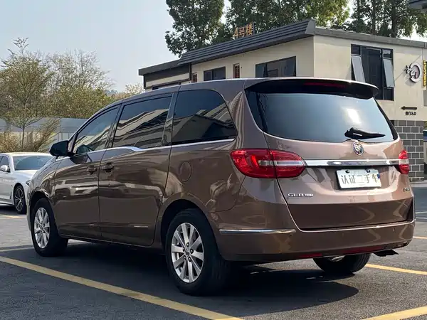 Buick GL8 2018