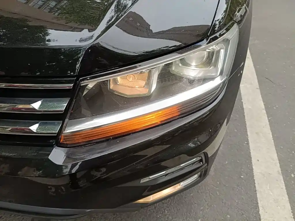 Volkswagen Tiguan L 2020 — фото 18