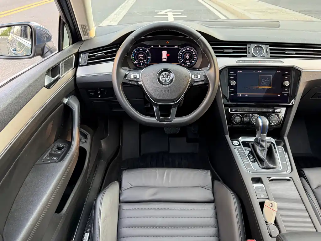 Volkswagen Wei Lan New Energy 2020 — фото 13