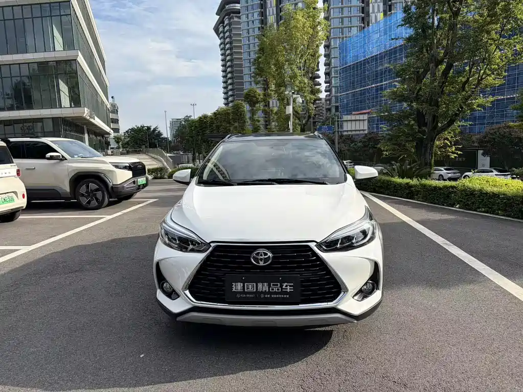 Toyota Yaris L 2020 — фото 2