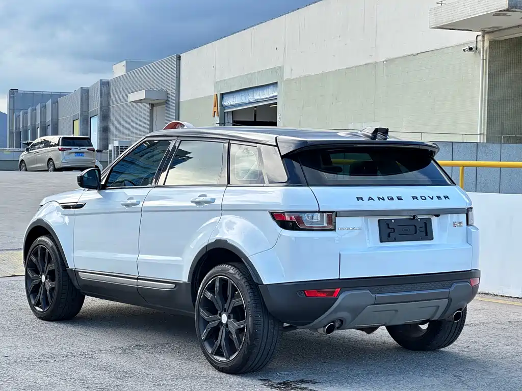 Land Rover Range Rover Evoque 2017 — фото 11