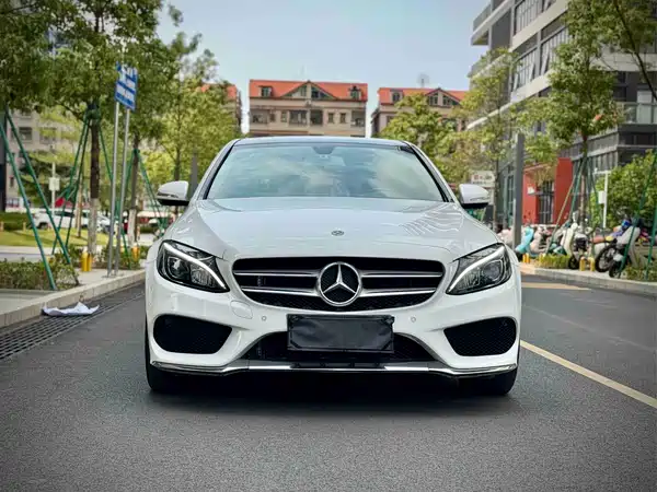 Mercedes-Benz C-Class 2018
