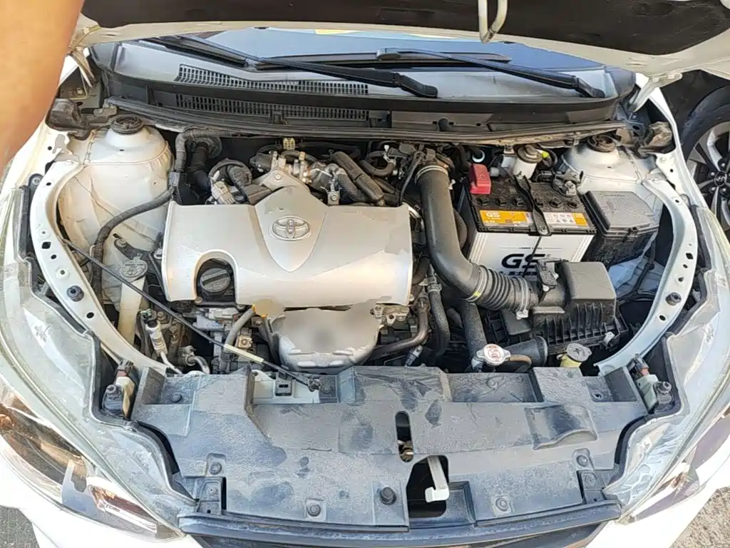 Toyota Yaris L 2019 — фото 20