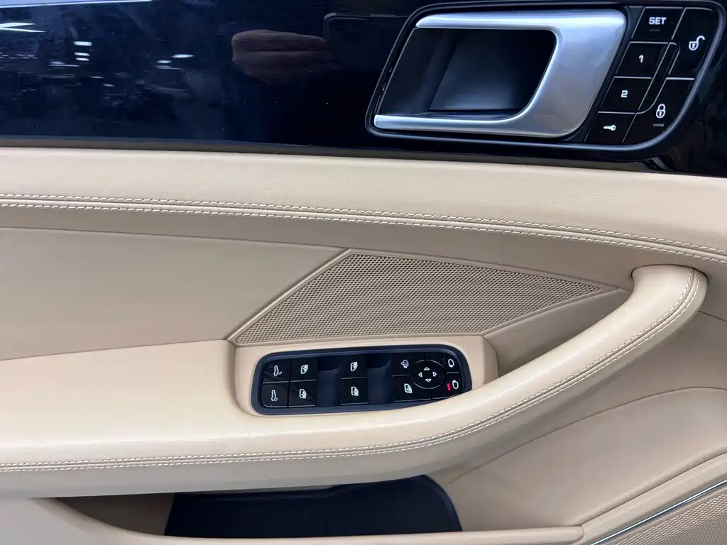 Porsche Panamera 2019 — фото 5